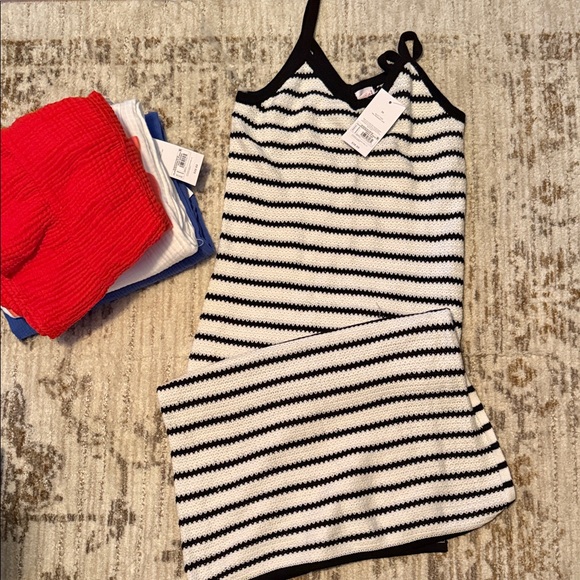 Isabel Maternity by Ingrid & Isabel Blue and White Pants Set - Picture 6 of 6